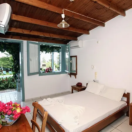 Apart-hotel Anatoli 3*