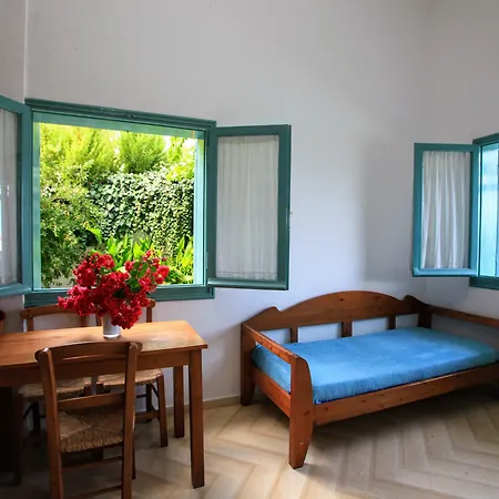 Apart-hotel Anatoli Hersonissos (Crete)