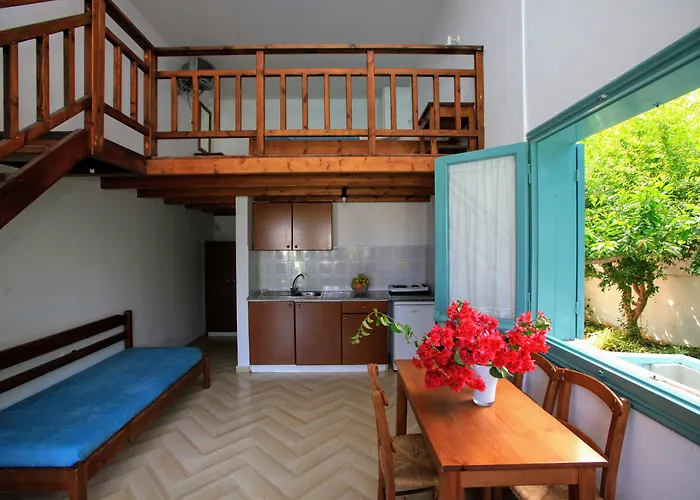 Anatoli Limenas Chersonisou