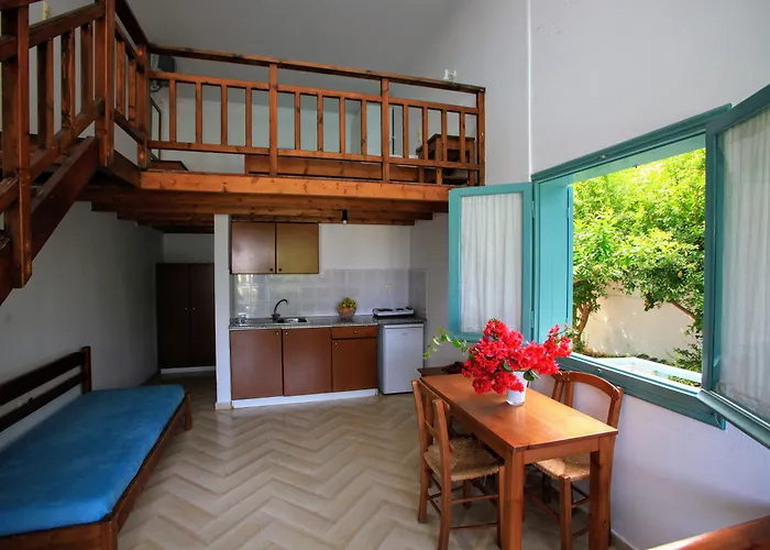 Aparthotel Anatoli 3*